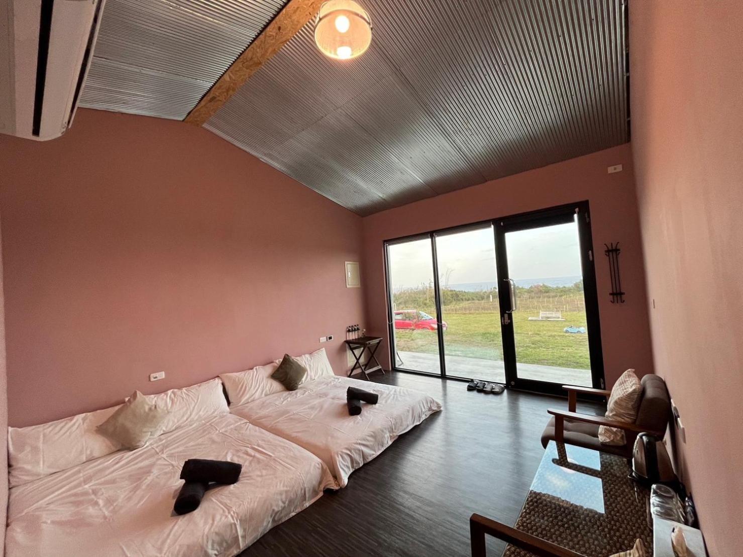 Lugo Hotel Manzhou Bagian luar foto